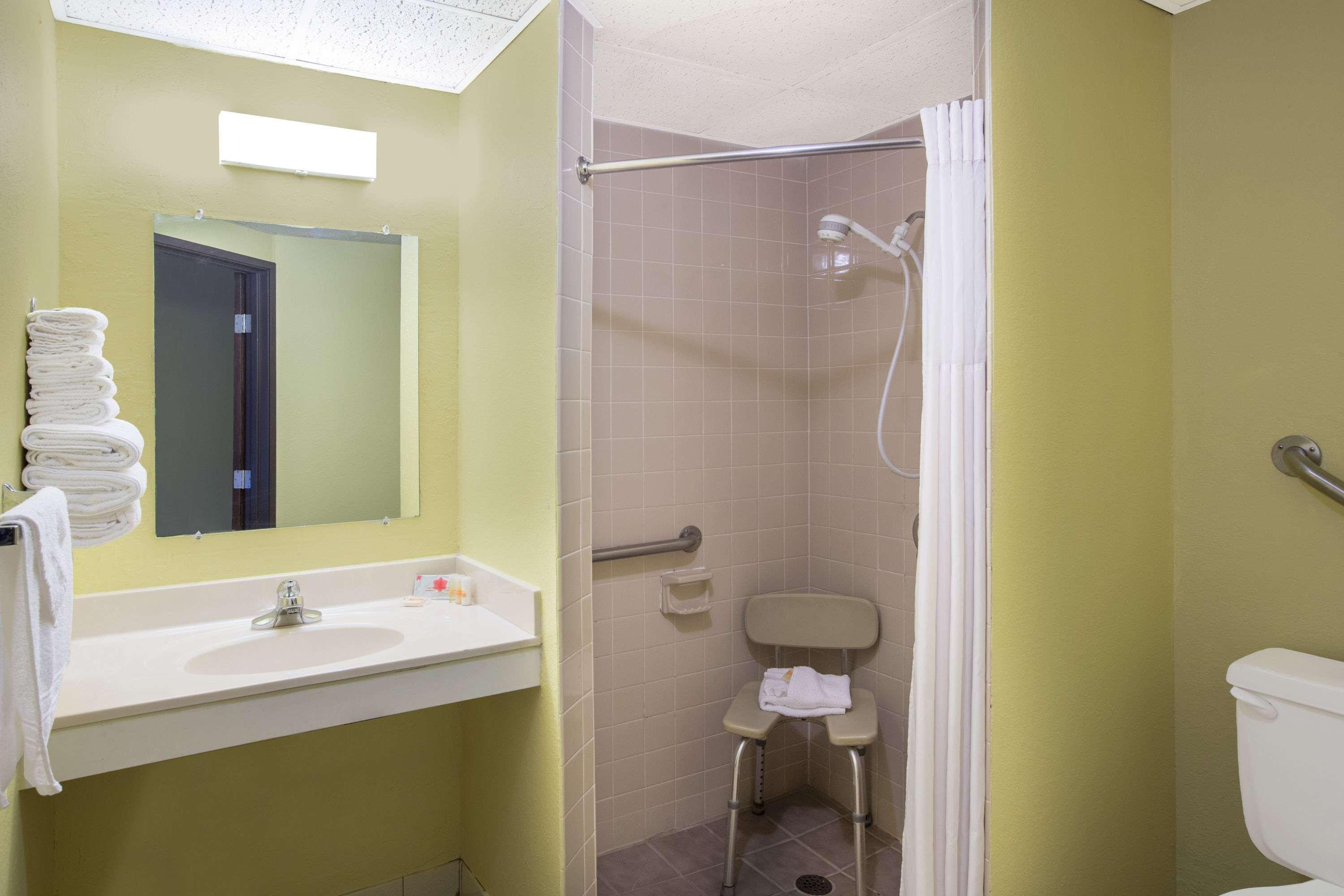 Days Inn By Wyndham Sioux Falls Eksteriør billede