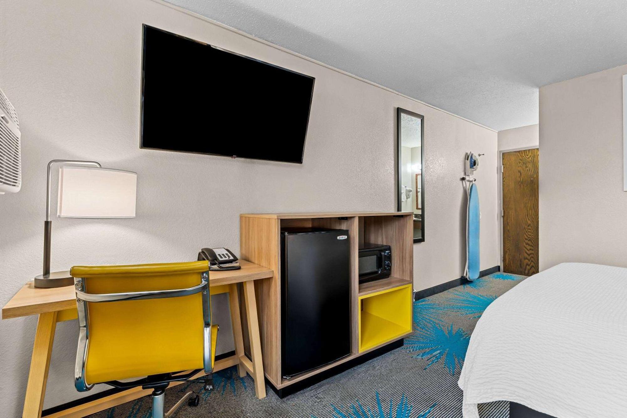 Days Inn By Wyndham Sioux Falls Eksteriør billede