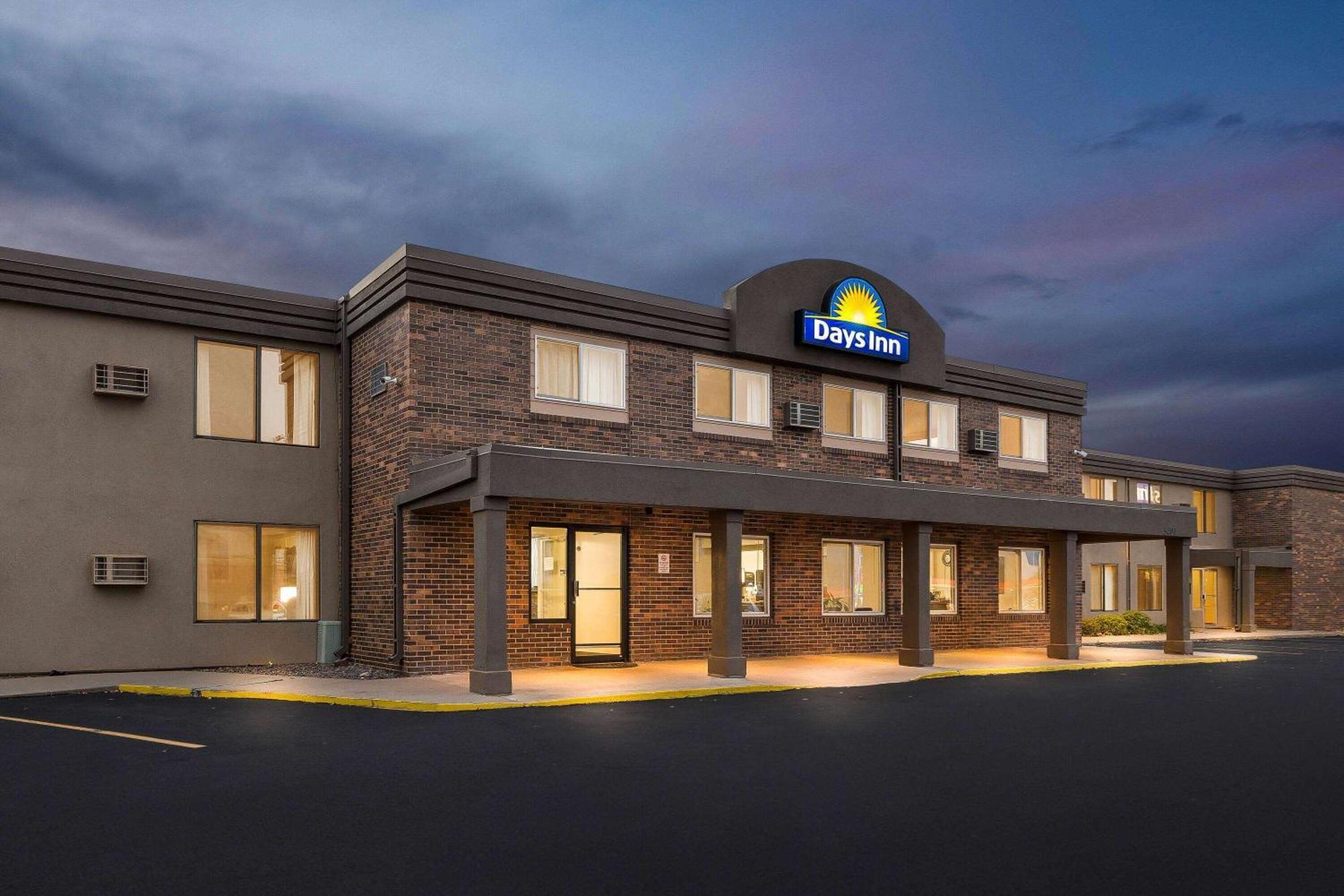 Days Inn By Wyndham Sioux Falls Eksteriør billede