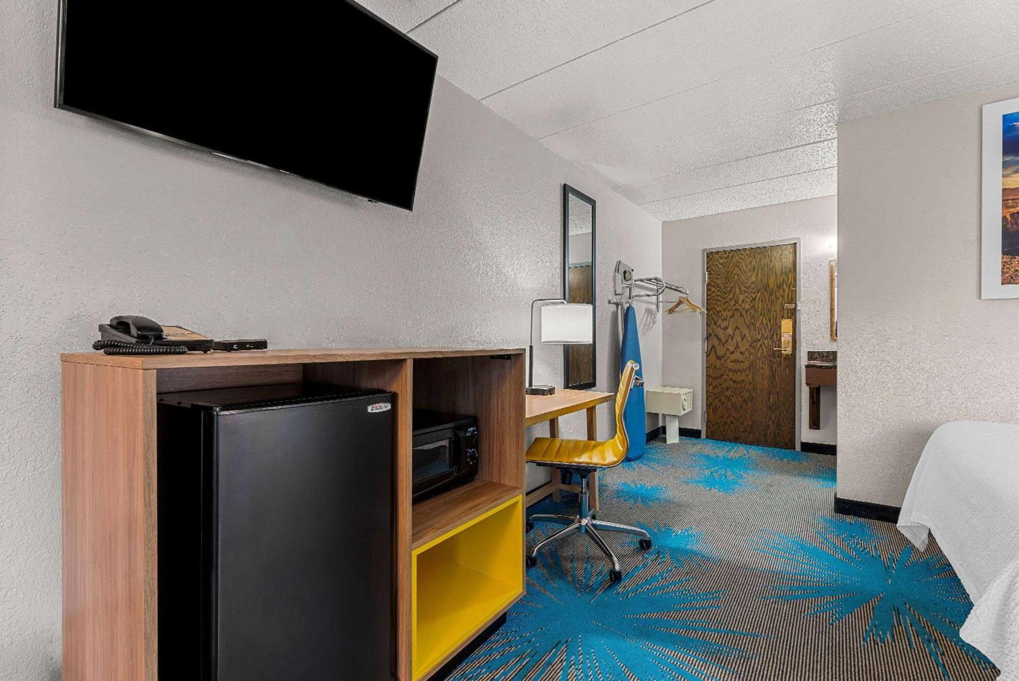 Days Inn By Wyndham Sioux Falls Eksteriør billede