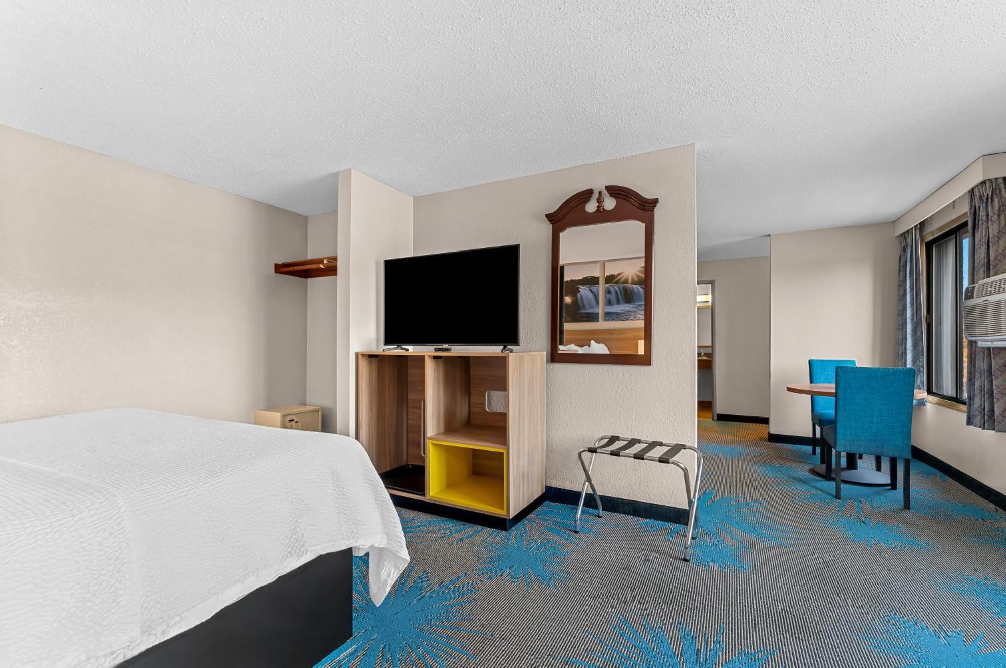 Days Inn By Wyndham Sioux Falls Eksteriør billede
