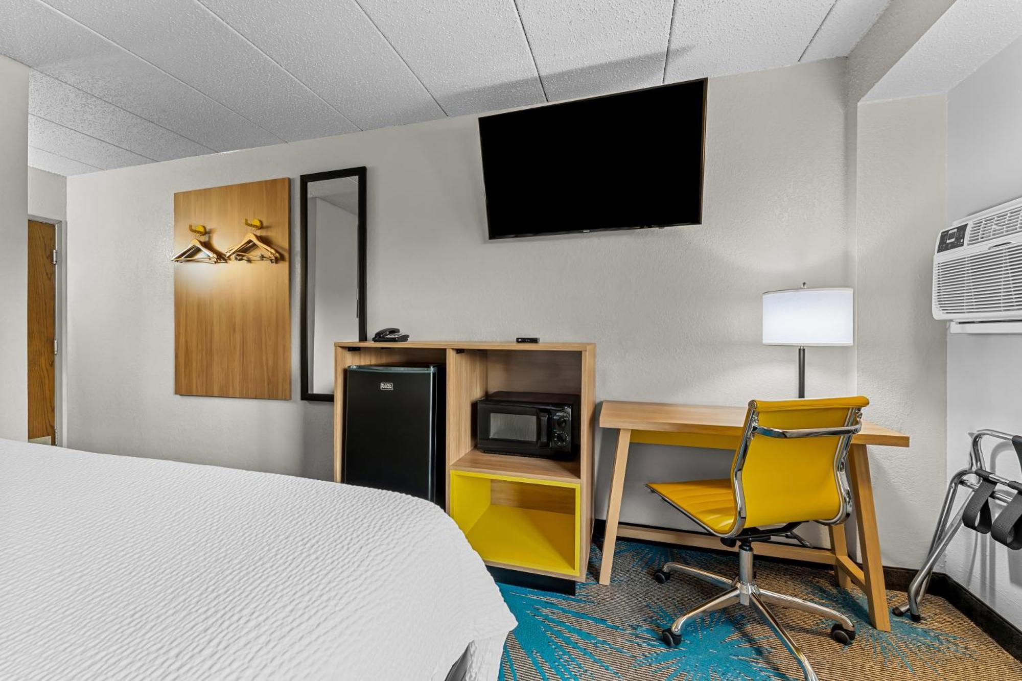 Days Inn By Wyndham Sioux Falls Eksteriør billede