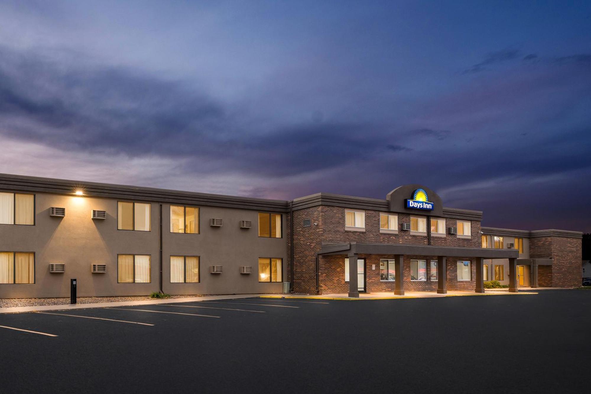 Days Inn By Wyndham Sioux Falls Eksteriør billede